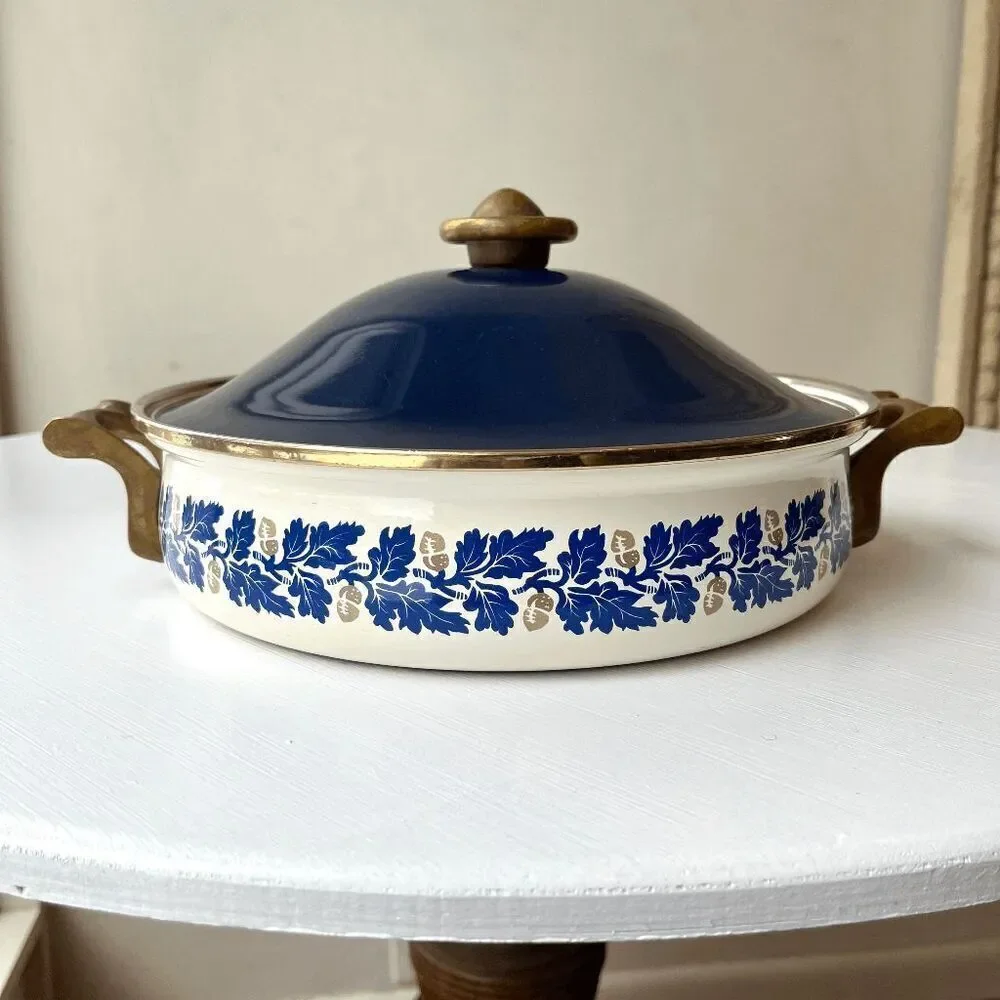 Vintage 1981 Asta Katja German Enamel Bakeware Dish Oak Leaf & Acorn
